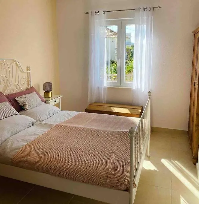 Villa Mala - Pool - Jacuzzi - 5 Min. Zum Meer Trogir