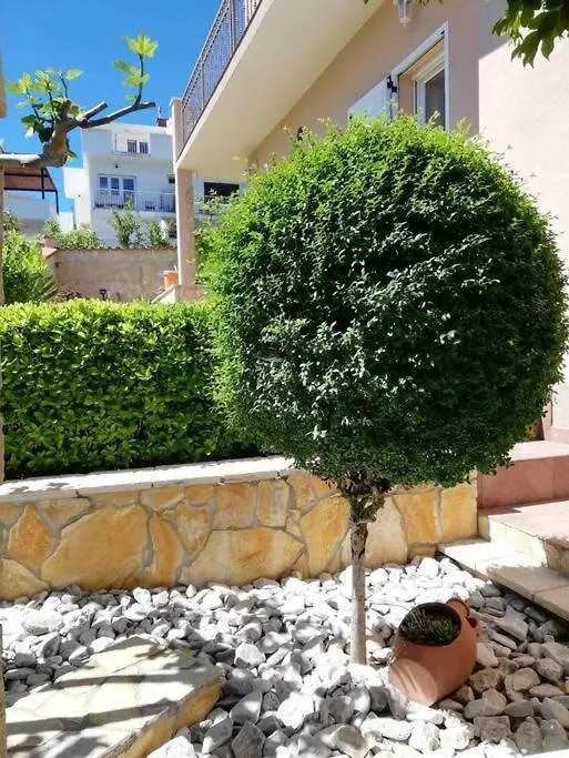 Villa Mala - Pool - Jacuzzi - 5 Min. Zum Meer Trogir