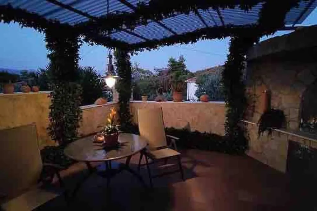 Villa Mala - Pool - Jacuzzi - 5 Min. Zum Meer Trogir