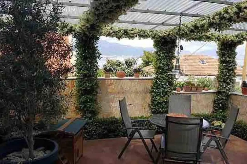Villa Mala - Pool - Jacuzzi - 5 Min. Zum Meer Trogir